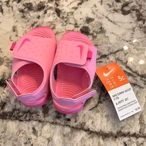 Little Girls Nike Sandals 5c Waterproof